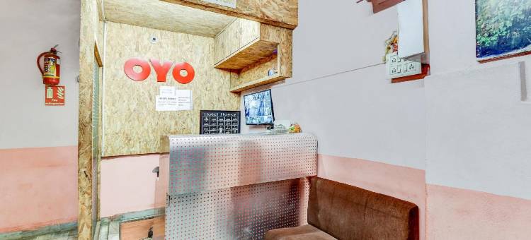 Capital O Honey Hotel图片