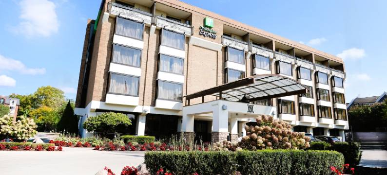 Holiday Inn Express 底特律伯明翰(Holiday Inn Express DETROIT-BIRMINGHAM by IHG)图片