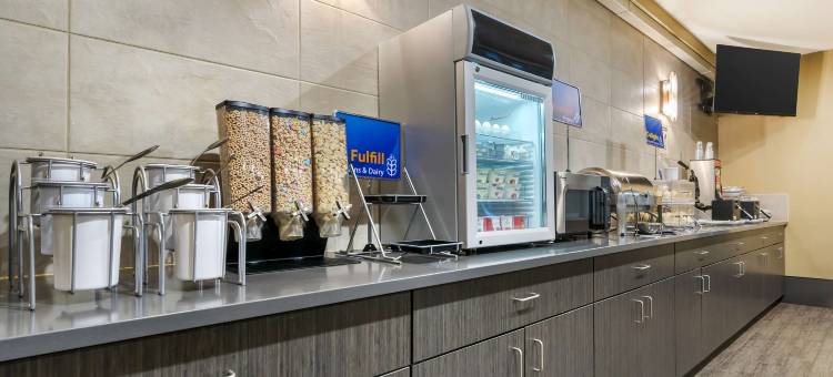 贝斯特韦斯特哥伦比亚河滨水酒店-阿斯托里亚(Best Western Columbia River Waterfront Hotel Astoria)图片