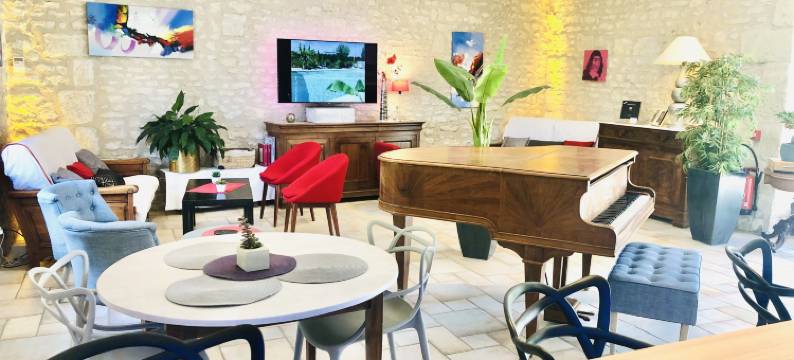 佩若小阁楼原创之家酒店(Le Pigeonnier du Perron Hôtel)图片