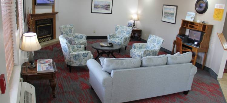 灵湖-奥科博吉温德姆华美达酒店(Ramada by Wyndham Spirit Lake/Okoboji)图片