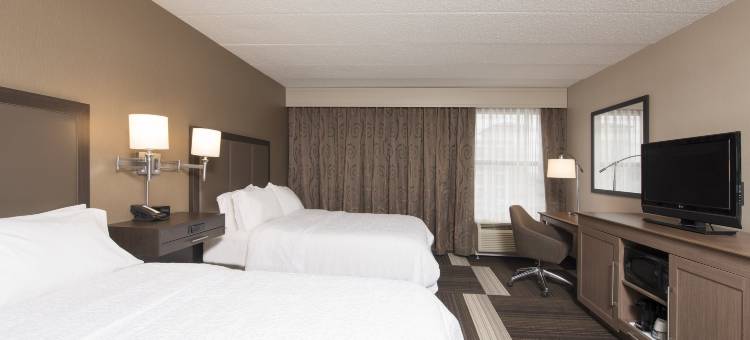 哥伦布/泰勒斯维尔希尔顿欢朋酒店(Hampton Inn Columbus/Taylorsville/Edinburgh)图片