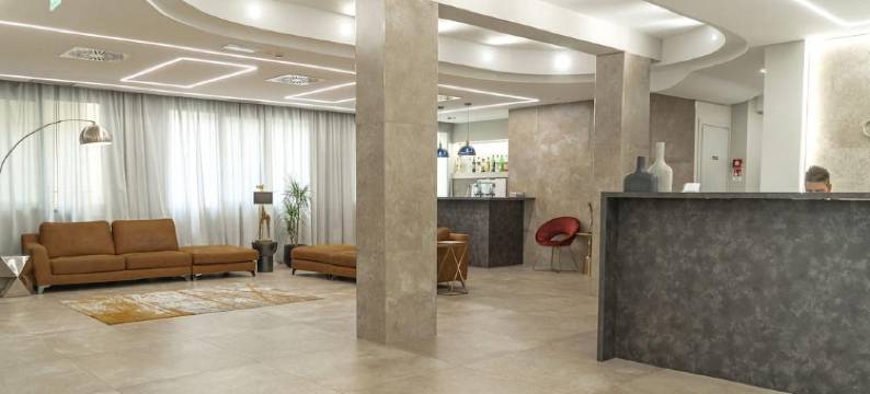 俱乐部会议酒店(Club Meeting Hotel)图片