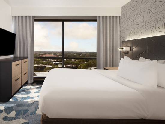 棕榈滩花园希尔顿安泊套房酒店-PGA大道