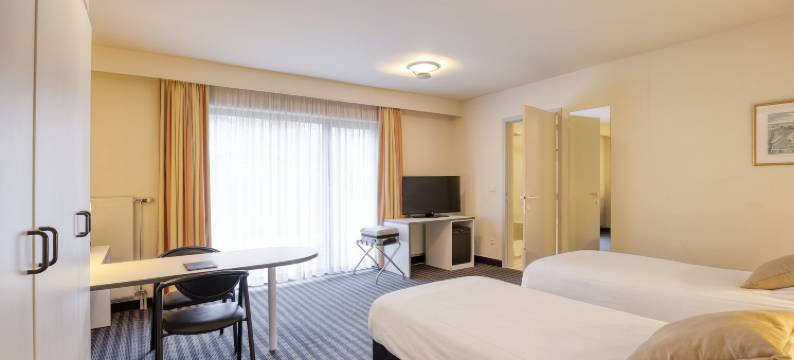 普瑞姬科森多克酒店(Priorij Corsendonk)图片