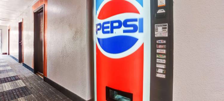 摩利阿提6号汽车旅馆(Motel 6 Moriarty, NM)图片