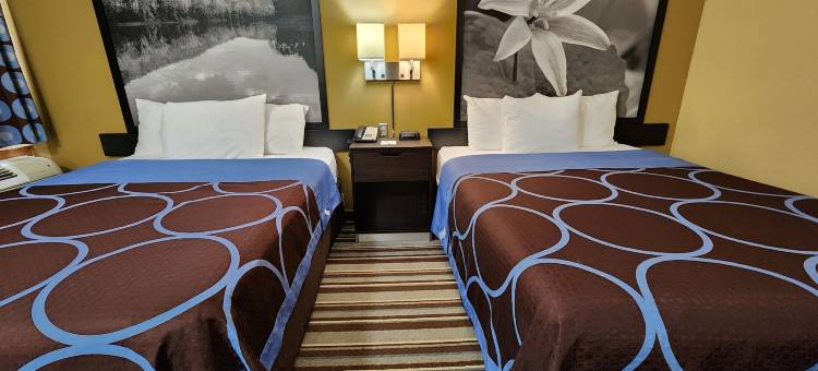 派恩布拉夫速8酒店(Super 8 by Wyndham Pine Bluff)图片