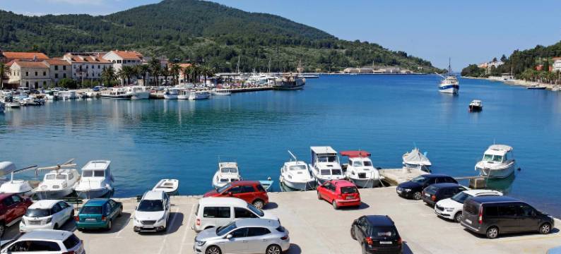 多达阳光公寓(Sunshine Apartment Doda)图片