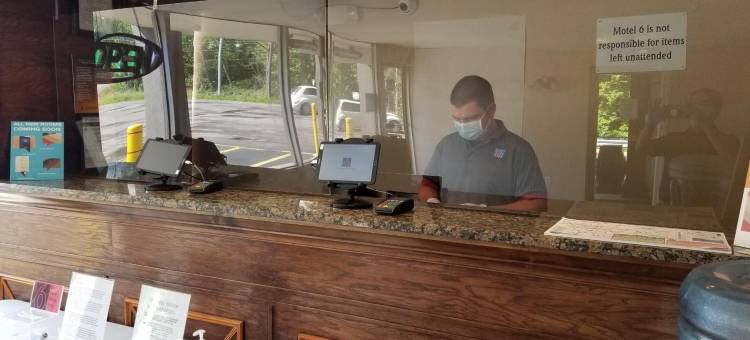 西弗吉尼亚摩根敦 6 号汽车旅馆(Motel 6 Morgantown, WV)图片