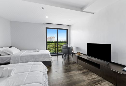 Espacio Hotel Hotel Overview