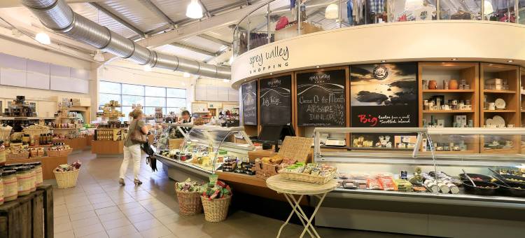 麦克唐纳阿维莫尔林地旅馆(Macdonald Aviemore Woodland Lodges)图片