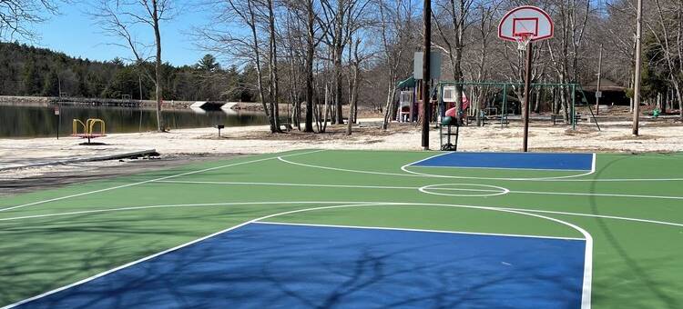 Cozy Lake Escape Near Ski Resort, Game Room Fireplace, Pet Friendly, Fenced Yard图片