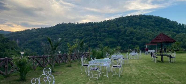 岩谷度假村(The Rock Valley Resort)图片