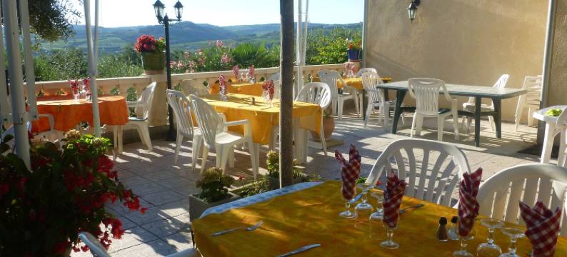 圣维克托酒店(Le Saint Victor)图片