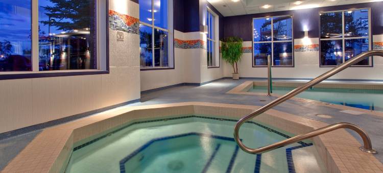 卡尔加里南智选假日酒店(Holiday Inn Express & Suites Calgary South-Macleod Trail S)图片