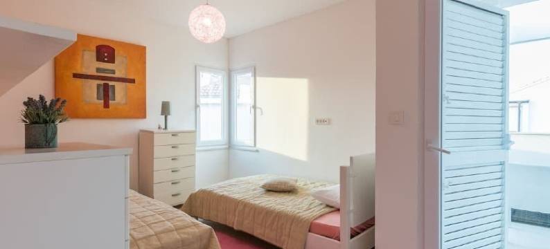 带游泳池的白玫瑰豪华别墅(Villa White Rose with Private Pool)图片