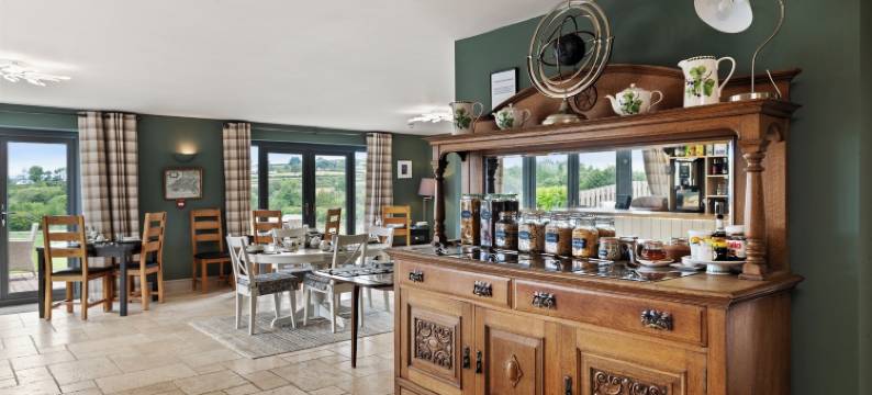 坎纳斯顿橡树酒店(Canaston Oaks)图片