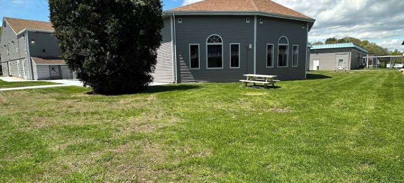 怀勒尔套房旅馆(Whalers Inn and Suites)图片