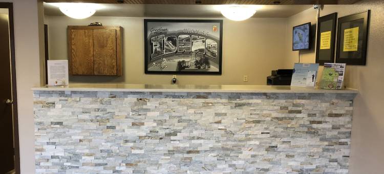 多蓝湖速8酒店(Super 8 by Wyndham Coeur d'Alene)图片