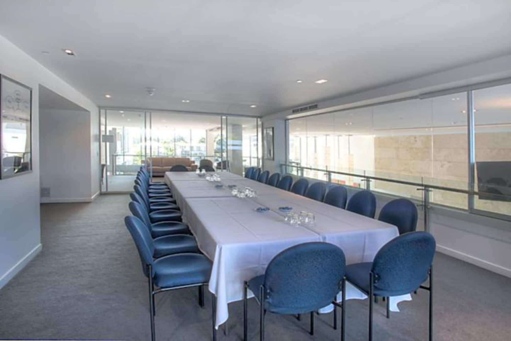 Ultiqa Freshwater Point Resort BroadbeachOver view