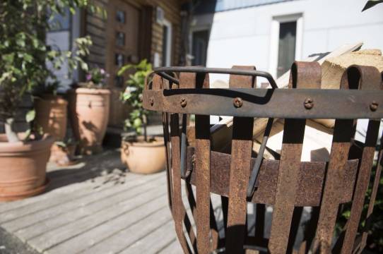 多尔恩斯特滕度假屋(Ferienhaus Dornstetten: Sonniges Design Haus: Kamin, Sauna, Hot Pot, Zaun)