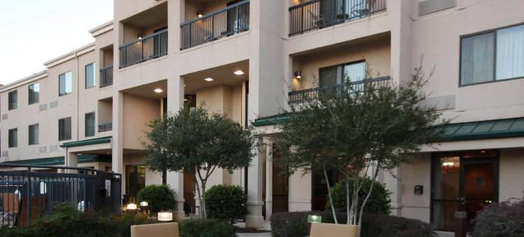 达拉斯路易斯维尔万怡酒店(Courtyard Dallas Lewisville)图片