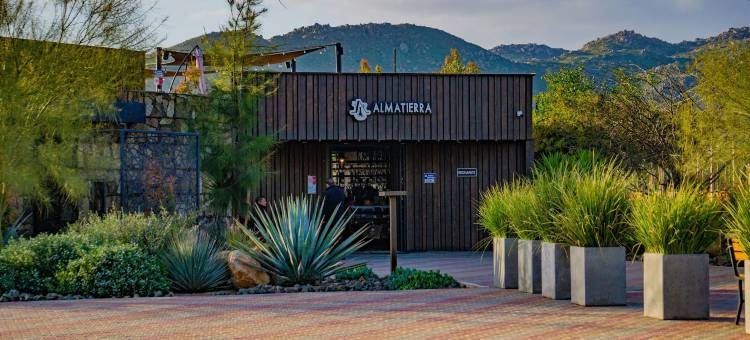 蓝眼度假村(Ojo Azul Resort)图片