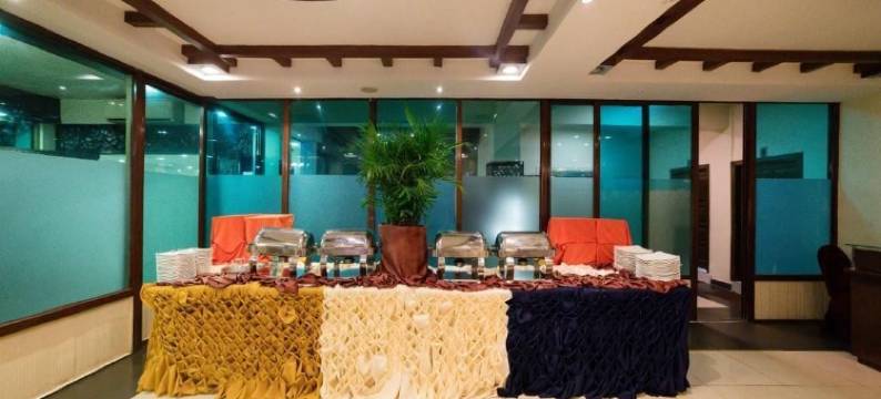 Laraib旅馆(Millennium Gold Hotel)图片