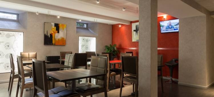 波城蒙特蓬希尔别墅原创精品酒店(The Originals Boutique Villa Montpensier Pau)图片