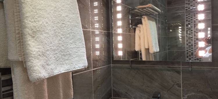 布雷肯汤浩斯酒店(The Town House Bnb)图片