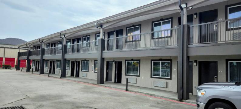 东山姆休斯敦车道苏格兰套房旅馆(Scottish Inns and Suites East Sam Houston Pkwy)图片