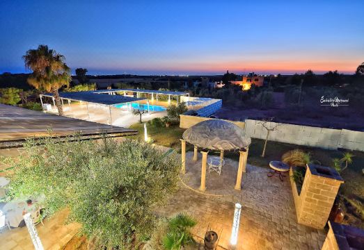 Masseria Tenuta QuintinoHotel Overview