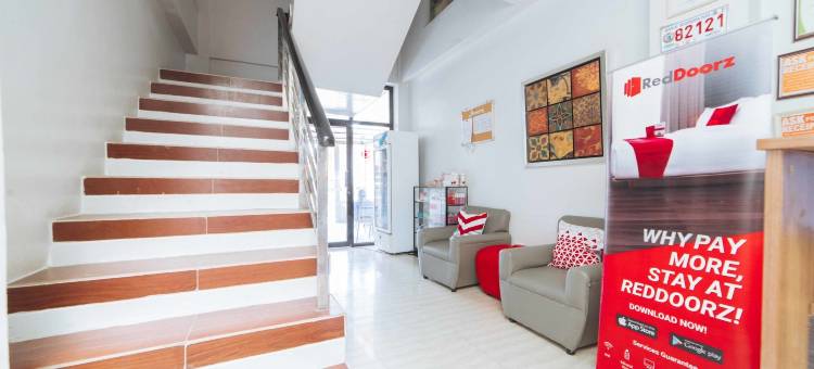 达沃红多兹靠近巴哈达G购物中心酒店(RedDoorz near G Mall Bajada Davao)图片