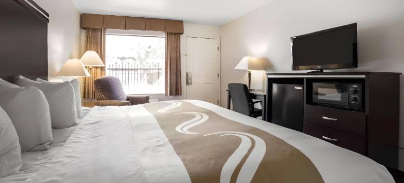 圣乔治南布拉夫品质酒店(Quality Inn Saint George South Bluff)图片