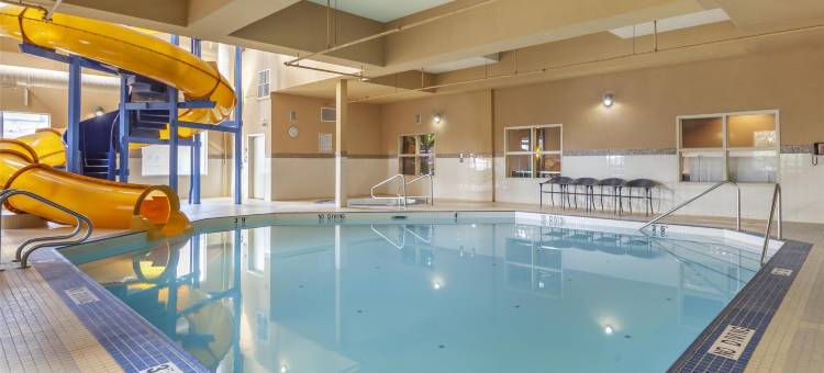 冷湖贝斯特韦斯特酒店(Best Western Cold Lake Inn)图片