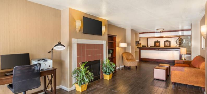 豪华贝斯特韦斯特酒店(Best Western Luxury Inn)图片