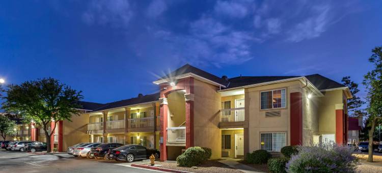 Suburban Studios 阿尔伯克基 上城(Suburban Studios Albuquerque Uptown)图片