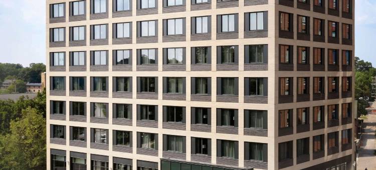 希尔顿东兰辛研究生酒店(Graduate by Hilton East Lansing)图片