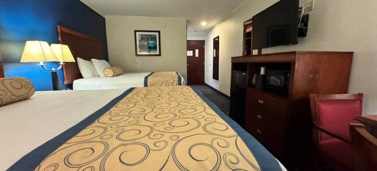 麦库姆呗盟套房酒店(Baymont by Wyndham McComb)图片