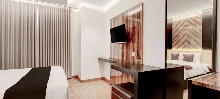 OAK联排别墅靠近塞马朗公园购物中心(原塞马朗精品酒店)(Townhouse Oak Near the Park Mall Semarang Formerly Semarang Boutique Hotel)图片