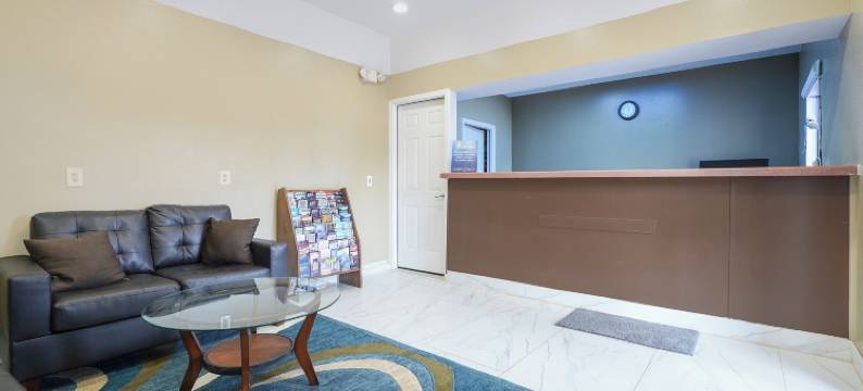 OYO 经济型酒店 圣奥古斯丁(Budget Inn by OYO San Augustine)图片