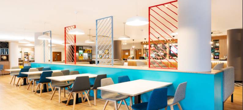 伦敦鲁顿机场假日酒店(Holiday Inn LONDON - LUTON AIRPORT by IHG)图片