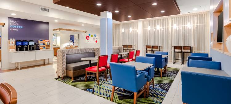 卡尔霍恩南部智选假日酒店(Holiday Inn Express CALHOUN SOUTH by IHG)图片