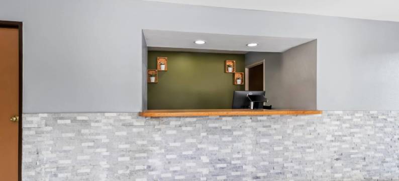 罗德威旅馆德尔蒙特(Rodeway Inn Delmont)图片