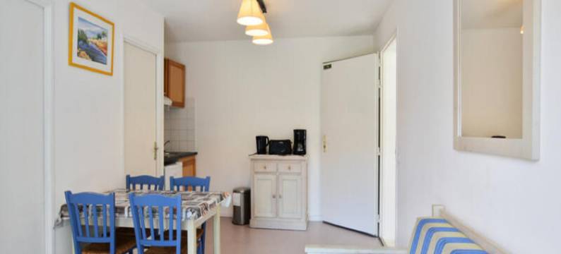 Apartment in Carnoux near Cassis Beaches图片