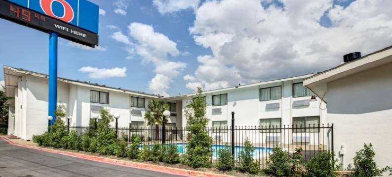 达拉斯南部6号汽车旅馆(Motel 6 Dallas, TX - South)图片