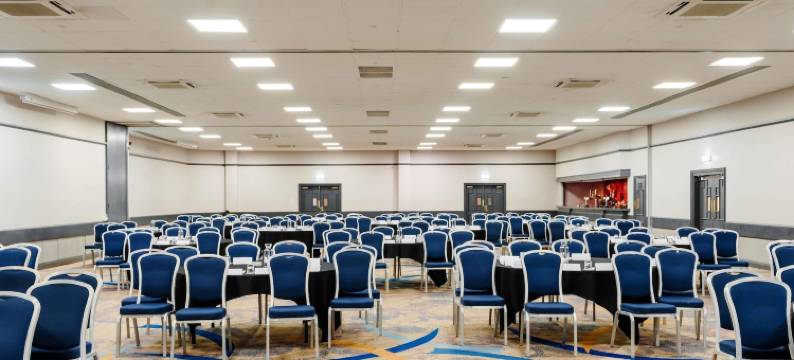 达文垂苑美居酒店(Mercure Daventry Court Hotel)图片