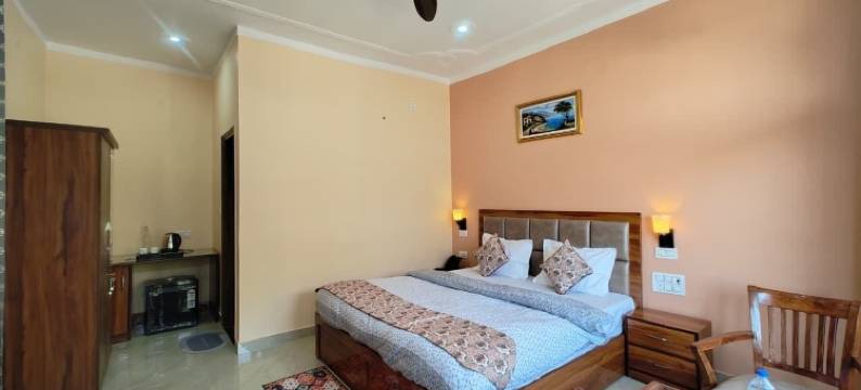 AASRA 天堂酒店(AASRA PARADISE HOTEL)图片