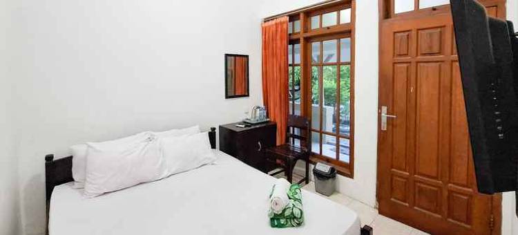 Hotel Djaya RedPartner near Alun Alun Nganjuk图片