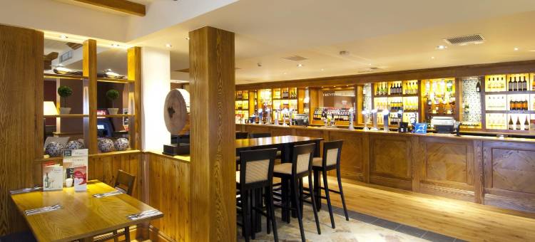 坎比恩普里米尔酒店(Premier Inn Camborne)图片